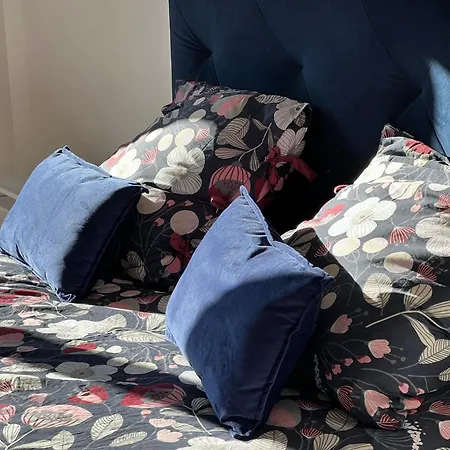 F1 4-bedrooms With Parking, Ac & Pool 8 To 10 Guests *