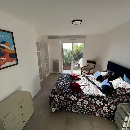 F1 4-bedrooms With Parking, Ac & Pool 8 To 10 Guests La Turbie