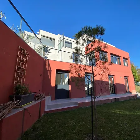 Villa F1 4-bedrooms With Parking, Ac & Pool 8 To 10 Guests *